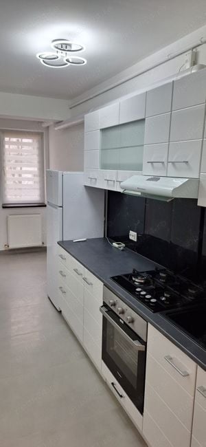 apartament 2camere bloc nou - imagine 2