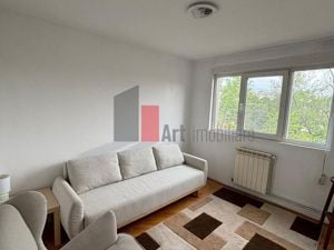 Apartament 4 camere TITAN in H-uri  cu centrala Urgent!