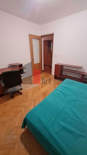 Apartament 4 camere TITAN in H-uri  cu centrala Urgent! - imagine 8