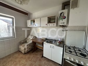 Apartament decomandat 2 camere boxa la subsol zona Titu Pertia - imagine 5