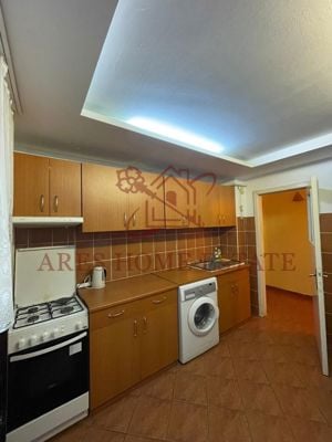 Apartament cu 2 camere. Centrala proprie. Bloc izolat.Etaj intermediar - imagine 6