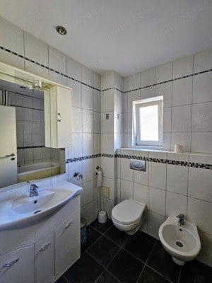 De inchiriat - Apartament cu 3 camere, 2 bai, 2 balcoane si 2 parcari - imagine 8