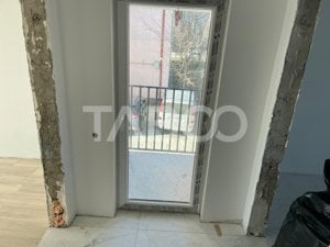 Apartament de vanzare cu 2 camere balcon - spatiu confort si armonie - imagine 4