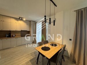 PRIVELIȘTE UNICĂ!Ap 3 camere,TERASĂ 60 mp,JACUZZI,PARCARE SUBTERANĂ,VIVO/Urbano - imagine 4