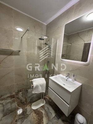 PRIVELIȘTE UNICĂ!Ap 3 camere,TERASĂ 60 mp,JACUZZI,PARCARE SUBTERANĂ,VIVO/Urbano - imagine 14