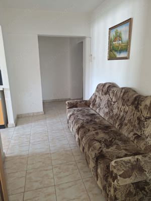 Apartament 2 camere de vanzare, zona Stadion - imagine 2