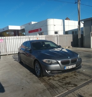 vand Bmw f 10 ,anul 2010 