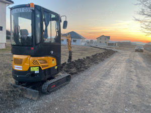 Inchiriez miniexcavator