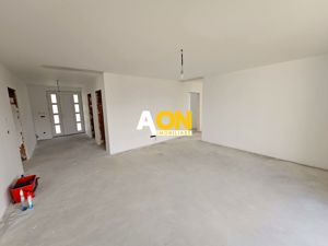 Casa 3 camere + garaj, la cheie, 400 mp teren, zona Lipoveni - imagine 3