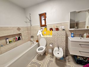 Casa cu 5 camere, 868 mp teren, ideala pt. 2 familii, zona Valea Popii - imagine 13