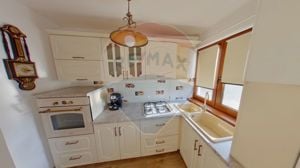 Apartament cu 3 camere de vânzare, str Unirii - imagine 3