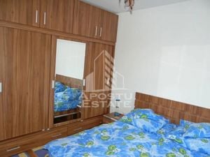 Apartament 2 camere ,loc de parcare ,zona Soarelui - imagine 4