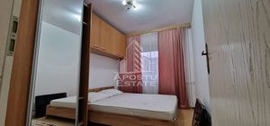 Apartament cu 3 camere , centrala proprie , AC , Sagului - imagine 4