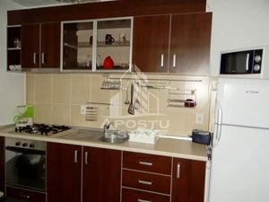 Apartament 2 camere ,loc de parcare ,zona Soarelui - imagine 6