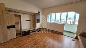 Apartament cu 2 camere si 2 balcoane, centrala proprie, zona Bucovina