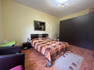 Apartament cu 3 camere, semidecomandat,situat in zona Centrala - imagine 3