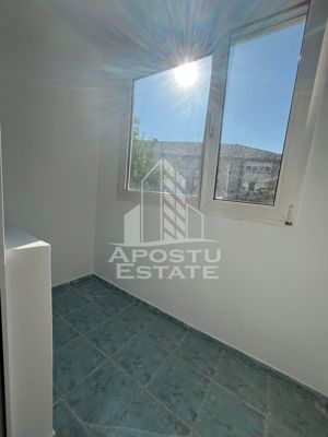 Apartament cu 3 camere, semidecomandat , etaj intermediar - imagine 8