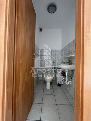 Apartament cu 3 camere, semidecomandat , etaj intermediar - imagine 7