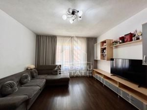 Apartament 3 camere, cladire reabilitata in Piata Libertatii - imagine 3