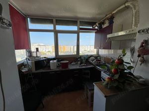 Apartament cu 4 camere semidecomandat în Rahova - imagine 5