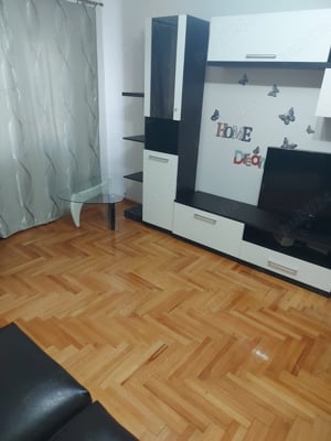 Închiriez apartament cu 2 camere - imagine 4