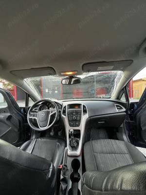 OPEL Astra J Sport Tourer  2011 - imagine 3