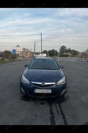 OPEL Astra J Sport Tourer  2011 - imagine 4