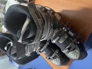 Vand clapari si casca ski