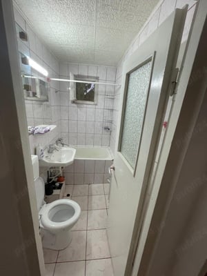 PROPRIETAR!! Apartament 2 camere, Sfânta Vineri, bloc acoperit, 2 locuri de parcare - imagine 3