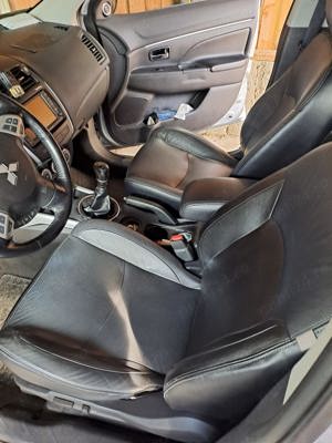 Mitsubishi ASX 1,8 DI-D 4x2 diesel   150 CP - imagine 9