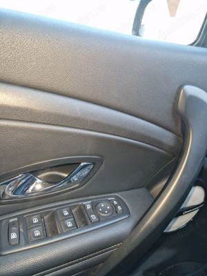 Vând Renaul Megane - imagine 10