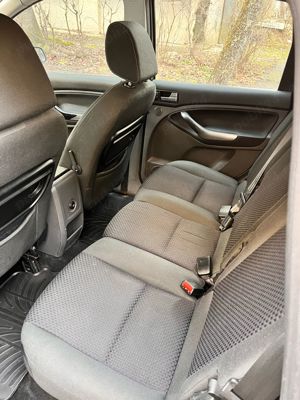 Ford CMax 1,6 Turbo Diesel  - imagine 4
