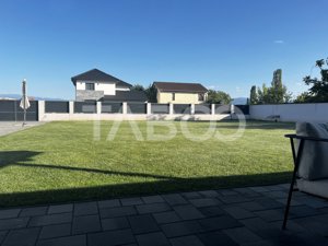 Casa de vanzare in Sibiu cu 1000 mp teren si 400 mp utili - imagine 2