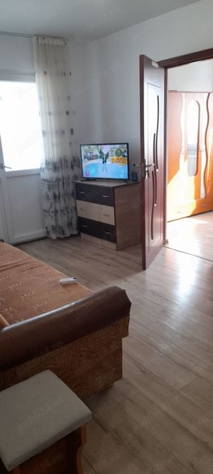 Vand apartament 2  camere mobilat electrocasnice noi   - imagine 4