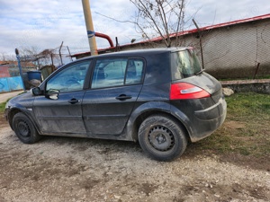 Vând mașină în stare foarte bună!  - imagine 4