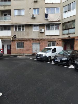 Închiriez spațiu comercial în Drobeta-Turnu Severin, B-dul T Vladimirescu,nr.138,parter bl.2S 