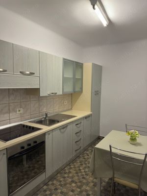 Proprietar inchiriez apartament deosebit cu 4 camere, ultracentral - imagine 5