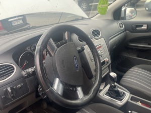 Vând Ford Focus 2 facelift  - imagine 2