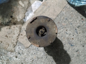 Pompa apa strung freza