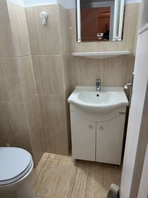 Proprietar inchiriez apartament deosebit cu 4 camere, ultracentral - imagine 4