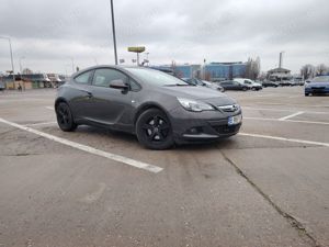 Opel Astra J GTC 1.4 turbo - imagine 5