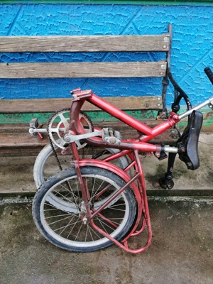 vând bicicleta 20 inch 