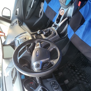 Vând Ford C-max impecabil  - imagine 7