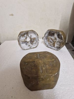 chiuveta mare de bronz