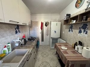 Vând apartamet 2 camere în Predeal, centru - imagine 8