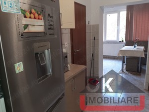 Apartament 2 camere in vila zona centrala - imagine 4