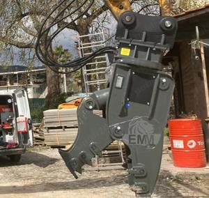 Foarfeca concasor echipament atasabil pe bratul excavator Case, New Holland, Kobelco, JCB, Hitachi - imagine 1