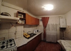 Închiriez apartament  - imagine 5