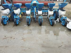 SRL vinde utilaje  tm 150 new holland, met tehnofavorit, semanatoare floarea soarelui porumb ceahlau - imagine 9