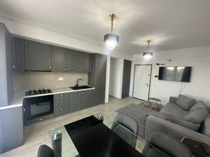 Inchiriez 2 apartamente  noi noute,complet utilate si mobilate in Mamaia Nord   - imagine 8